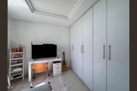 Casa de condomínio à venda com 116m², 4 quartos e 1 vagaSuíte 2