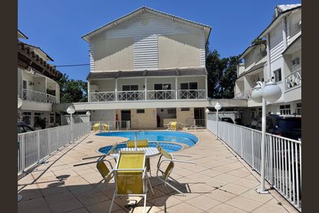 Casa de condomínio à venda com 116m², 4 quartos e 1 vagaÁrea comum