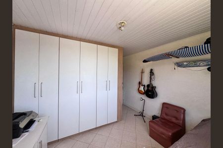 Casa de condomínio à venda com 116m², 4 quartos e 1 vagaSuíte 3