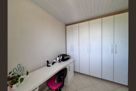 Casa de condomínio à venda com 116m², 4 quartos e 1 vagaSuíte 3