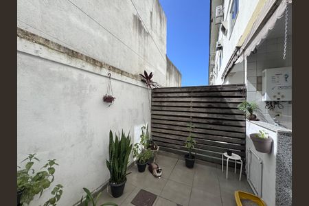 Casa de condomínio à venda com 116m², 4 quartos e 1 vagaÁrea externa