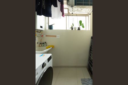 Apartamento à venda com 90m², 2 quartos e 1 vaga Apartamento à venda com 90m², 2 quartos e 1 vagaÁrea de Serviço