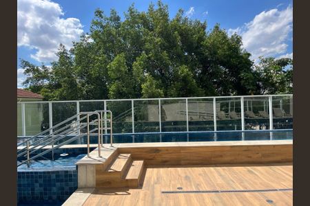 Apartamento para alugar com 65m², 2 quartos e 1 vagaÁrea comum - Piscina