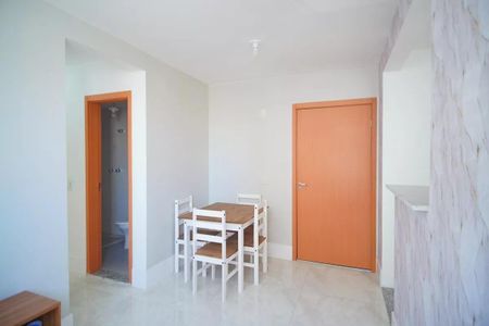 Sala  de apartamento à venda com 2 quartos, 49m² em Humaitá, Porto Alegre