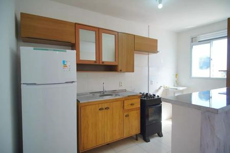 Cozinha  de apartamento à venda com 2 quartos, 49m² em Humaitá, Porto Alegre