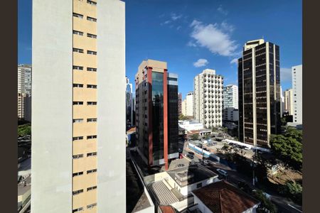 Apartamento à venda com 160m², 3 quartos e 1 vaga Apartamento à venda com 160m², 3 quartos e 1 vagaVista do Quarto 2