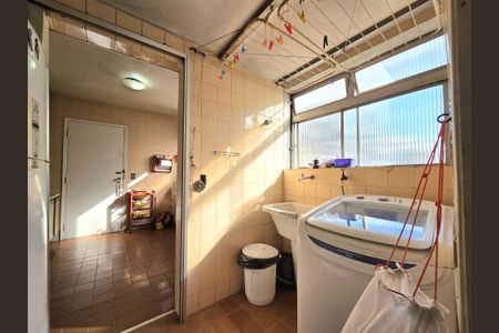 Apartamento à venda com 160m², 3 quartos e 1 vaga Apartamento à venda com 160m², 3 quartos e 1 vagaÁrea de Serviço