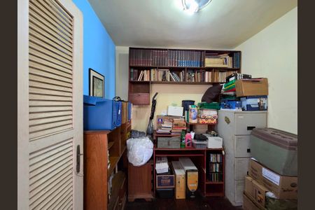 Apartamento à venda com 160m², 3 quartos e 1 vaga Apartamento à venda com 160m², 3 quartos e 1 vagaQuarto de Serviço