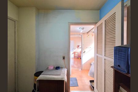 Apartamento à venda com 160m², 3 quartos e 1 vaga Apartamento à venda com 160m², 3 quartos e 1 vagaQuarto de Serviço