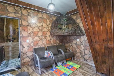 Casa à venda com 83m², 1 quarto e sem vaga