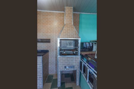 Casa à venda com 83m², 1 quarto e sem vaga