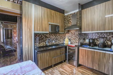 Casa à venda com 83m², 1 quarto e sem vaga