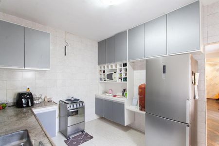 Casa à venda com 220m², 2 quartos e 2 vagasCozinha