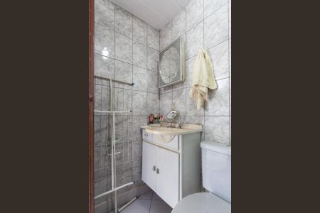 Casa à venda com 220m², 2 quartos e 2 vagasBanheiro Social 2