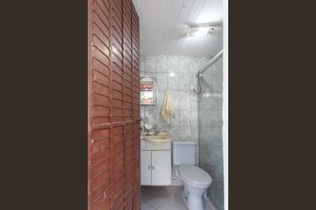 Casa à venda com 220m², 2 quartos e 2 vagasBanheiro Social 2