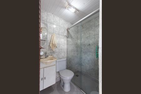 Casa à venda com 220m², 2 quartos e 2 vagasBanheiro Social 2