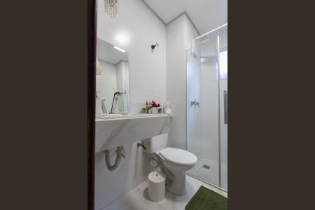 Casa à venda com 220m², 2 quartos e 2 vagasBanheiro Social 1