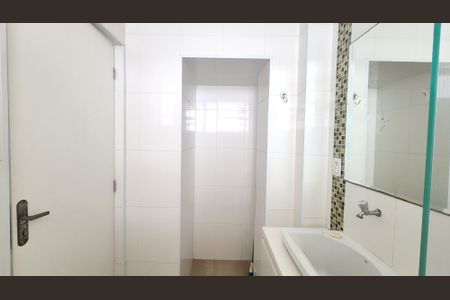 Studio para alugar com 42m², 1 quarto e 1 vagaDetalhe do banheiro