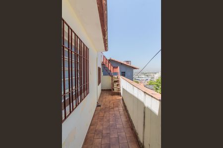Casa à venda com 105m², 2 quartos e 1 vagaCorredor