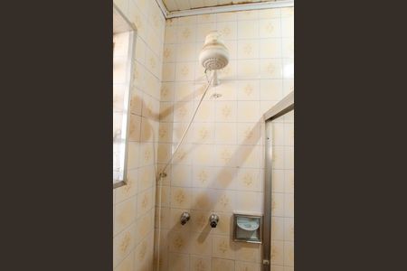 Casa à venda com 105m², 2 quartos e 1 vagaBanheiro