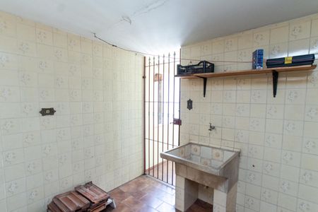 Casa à venda com 105m², 2 quartos e 1 vagaÁrea de Serviço