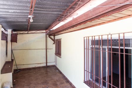 Casa à venda com 105m², 2 quartos e 1 vagaGaragem