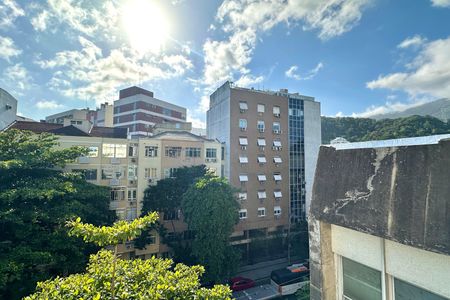 Apartamento para alugar com 3 quartos, 100m² em Leblon, Rio de Janeiro