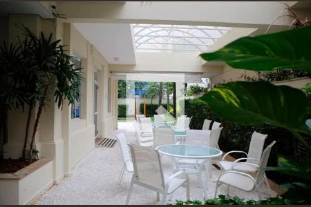 Apartamento à venda com 126m², 2 quartos e 2 vagas Apartamento à venda com 126m², 2 quartos e 2 vagasÁrea comum