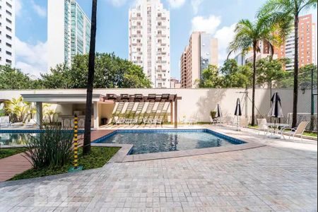 Apartamento à venda com 126m², 2 quartos e 2 vagas Apartamento à venda com 126m², 2 quartos e 2 vagasÁrea comum - Piscina