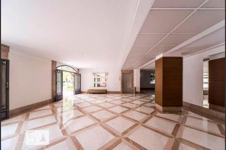 Apartamento à venda com 126m², 2 quartos e 2 vagas Apartamento à venda com 126m², 2 quartos e 2 vagasHall