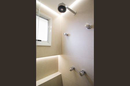 Apartamento à venda com 126m², 2 quartos e 2 vagas Apartamento à venda com 126m², 2 quartos e 2 vagasBanheiro da Suíte 1