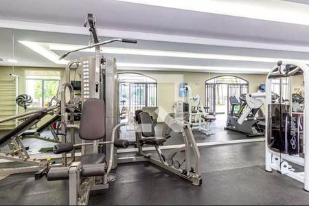 Apartamento à venda com 126m², 2 quartos e 2 vagas Apartamento à venda com 126m², 2 quartos e 2 vagasÁrea comum - Academia