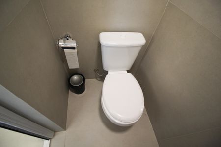 Apartamento à venda com 126m², 2 quartos e 2 vagas Apartamento à venda com 126m², 2 quartos e 2 vagasBanheiro de serviço