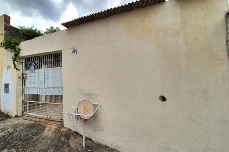 Casa para alugar com 55m², 2 quartos e 2 vagas Casa para alugar com 55m², 2 quartos e 2 vagasFachada do Prédio