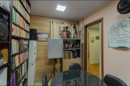 Casa à venda com 264m², 5 quartos e 1 vagaQuarto 2