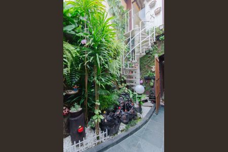 Casa à venda com 264m², 5 quartos e 1 vagaÁrea externa