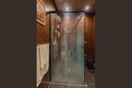 Casa à venda com 264m², 5 quartos e 1 vagaBanheiro da Suíte