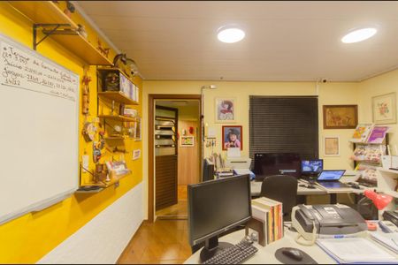 Casa à venda com 264m², 5 quartos e 1 vagaQuarto 3