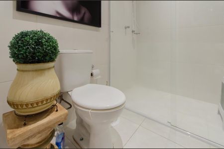 Casa à venda com 264m², 5 quartos e 1 vagaBanheiro Social