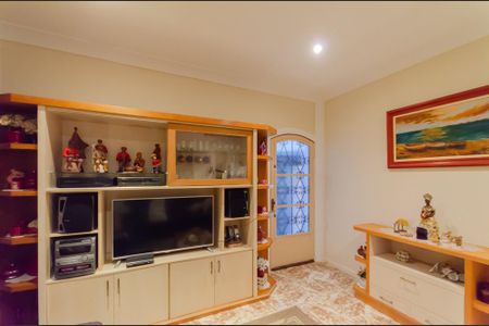 Casa à venda com 264m², 5 quartos e 1 vagaSala