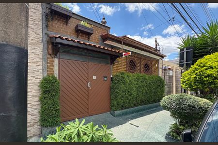 Casa à venda com 264m², 5 quartos e 1 vagaFachada