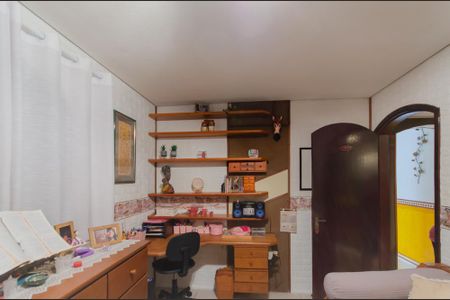 Casa à venda com 264m², 5 quartos e 1 vagaQuarto 1