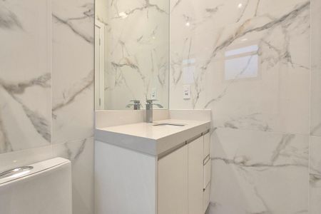 Casa de condomínio à venda com 300m², 3 quartos e 4 vagasBanheiro da Suíte 2