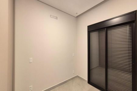 Casa de condomínio à venda com 300m², 3 quartos e 4 vagasQuarto 2 - Suíte