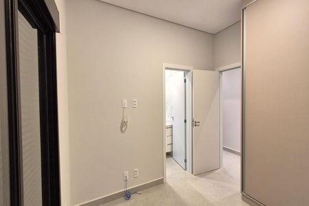 Casa de condomínio à venda com 300m², 3 quartos e 4 vagasQuarto 2 - Suíte