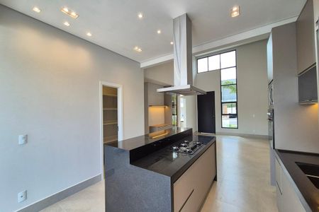 Casa de condomínio à venda com 300m², 3 quartos e 4 vagasCozinha 