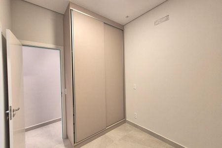 Casa de condomínio à venda com 300m², 3 quartos e 4 vagasQuarto 2 - Suíte