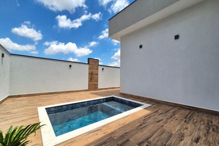 Casa de condomínio à venda com 300m², 3 quartos e 4 vagasÁrea comum - Piscina