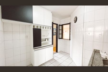 Apartamento para alugar com 58m², 2 quartos e 1 vaga Apartamento para alugar com 58m², 2 quartos e 1 vagaCozinha