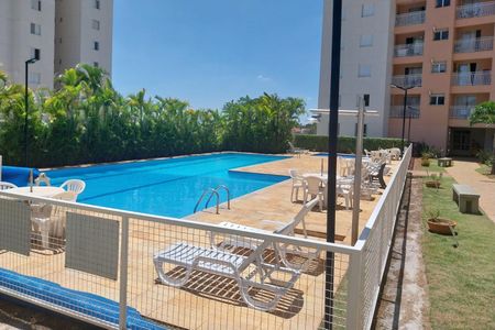 Apartamento à venda com 75m², 3 quartos e 2 vagas Apartamento à venda com 75m², 3 quartos e 2 vagasÁrea comum - Piscina